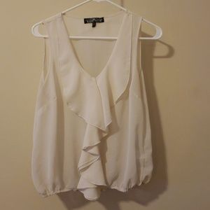 Sleeveless blouse